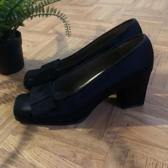 Saint Laurent Black Ysl Patent Leather Grosgrain Bow Pumps - Picture 2 of 5